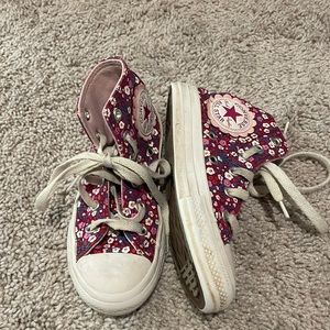 Girls Converse